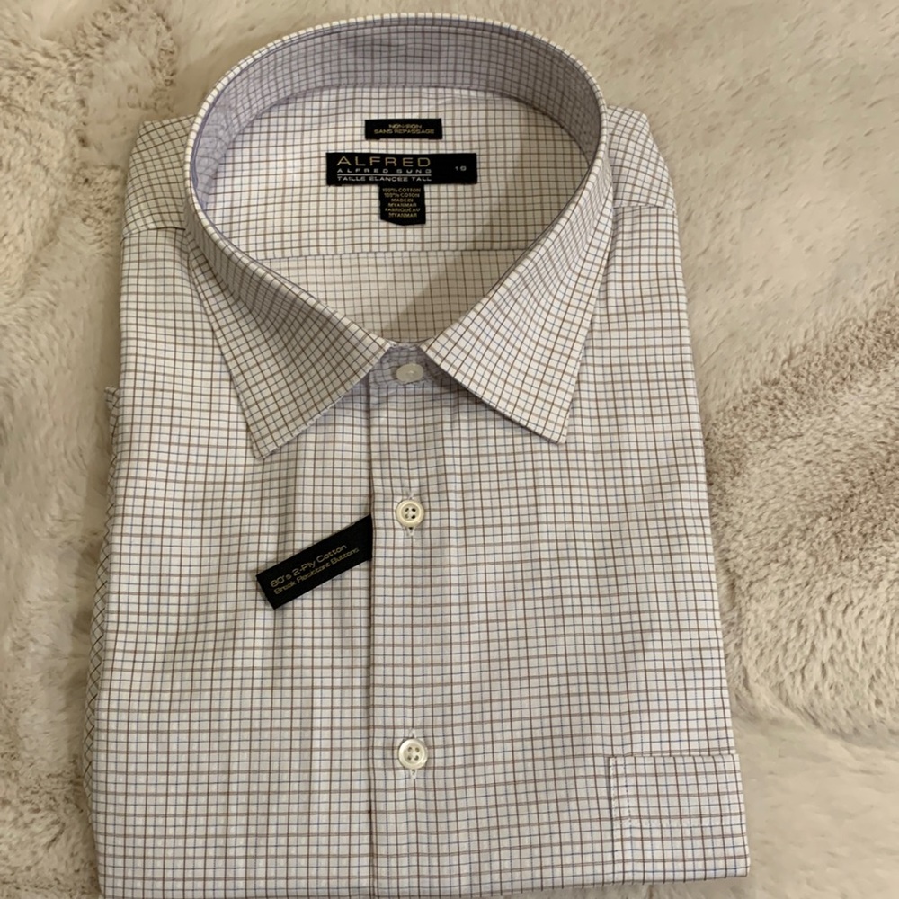 NWT. Alfred sung dress shirt for men